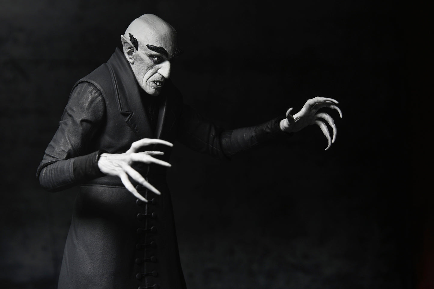 NECA Ultimate Nosferatu Count Orlock B/W